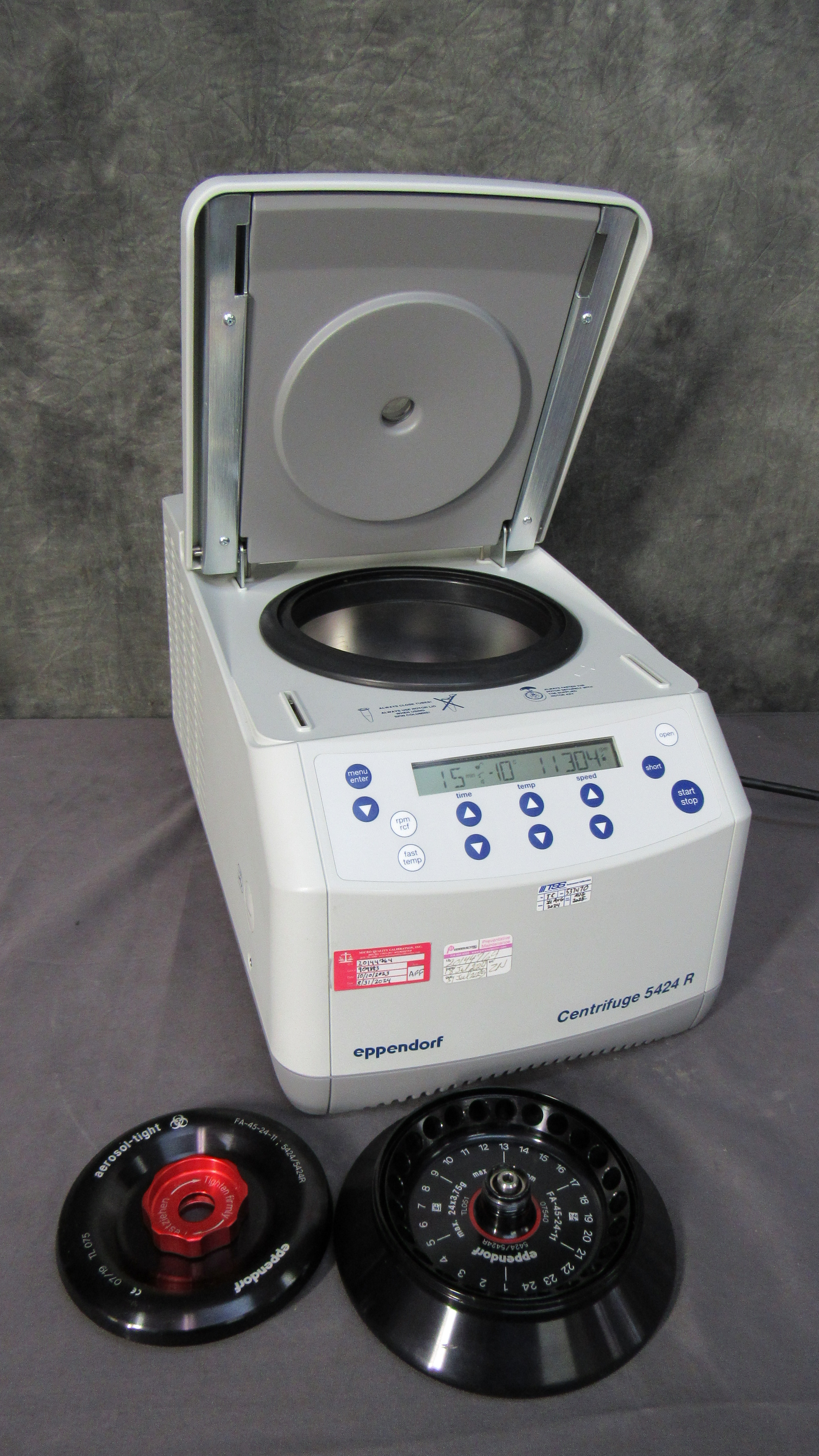 2023 Eppendorf 5424R Refrigerated Centrifuge W/ FA-45-24-11 Rotor WARRANTY #41773
